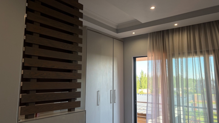 4 Bedroom Property for Sale in Grimbeeck Park North West